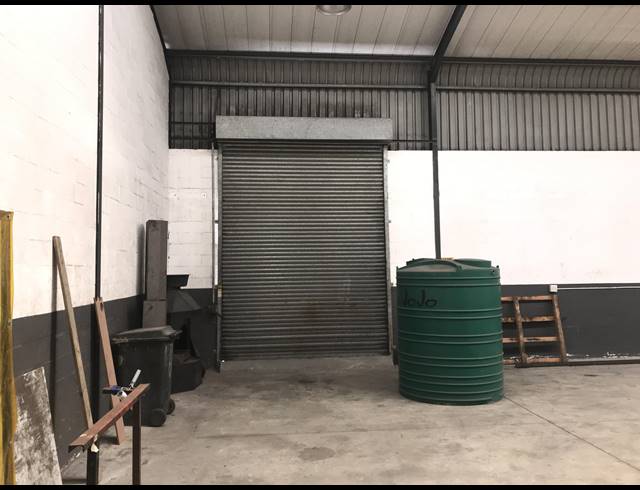 362M² FACTORY TO LET IN STIKLAND INDUSTRIAL